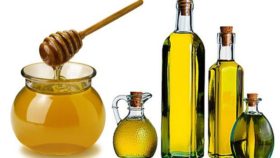 honey-and-olive-oil-–-the-special-home-made-lotion-for-breasts-massaging
